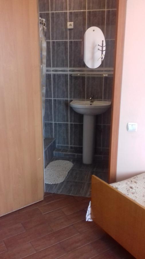 Seven Stars Motel Sumy Exterior photo